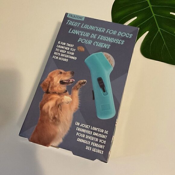 ⭐️HOST PICK⭐️Pet Treat Launcher for Dogs and Cats NEW - Picture 4 of 4